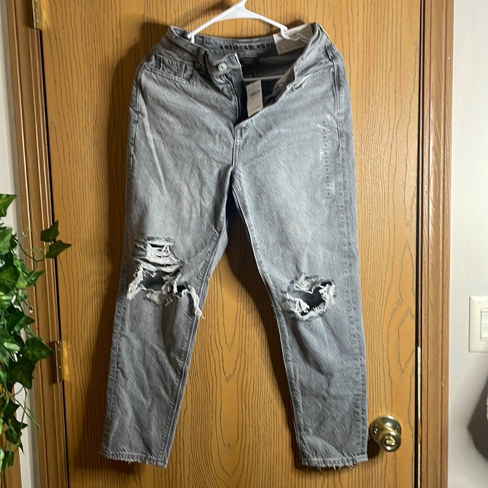 American Eagle Grey Mom Jeans in 0S